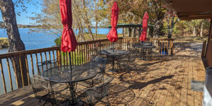 Lakestore Marina - Winnsboro, TX - Outdoor Dining at the lake